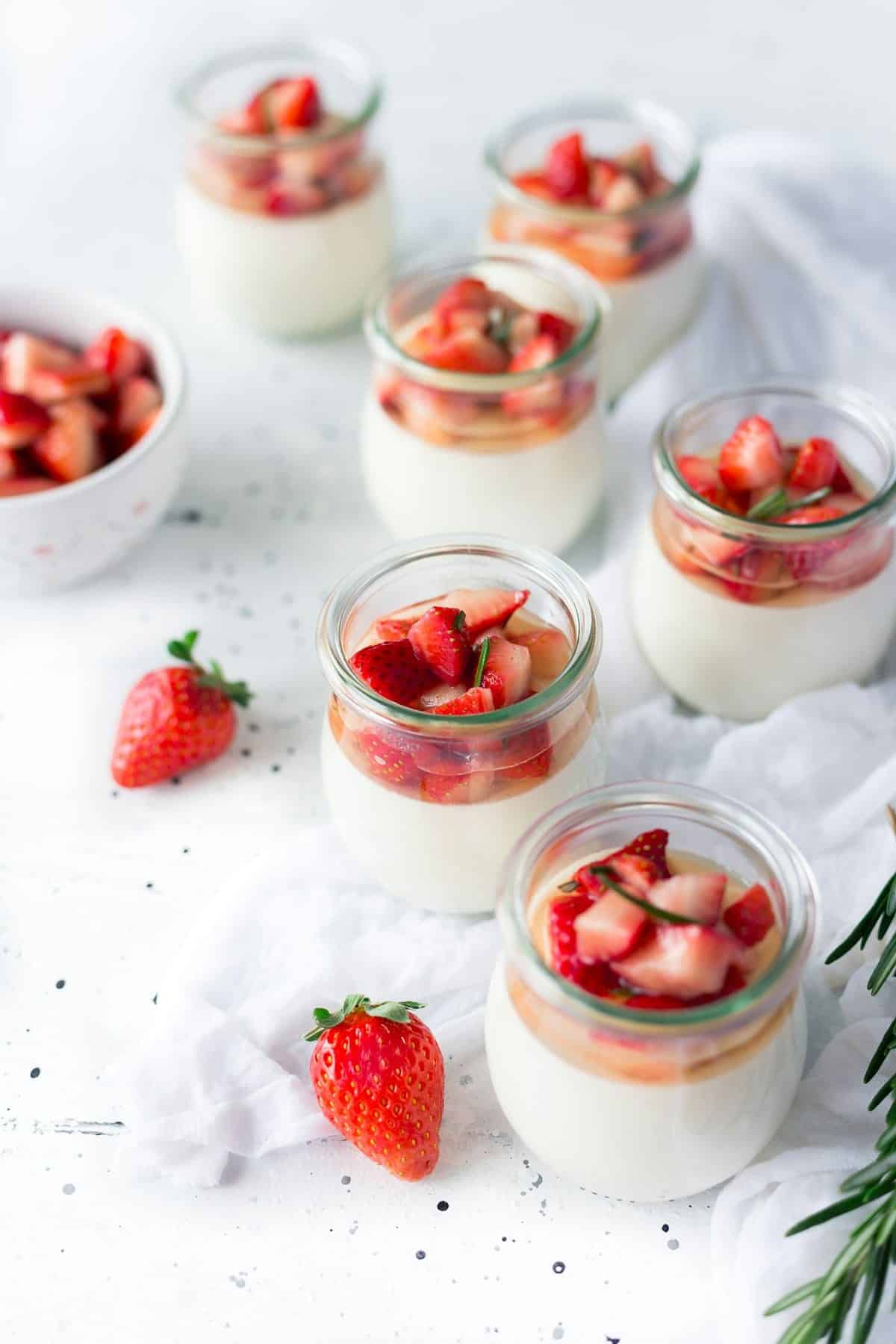 Easy No-Bake Desserts (Ready in 15 Minutes or Less)